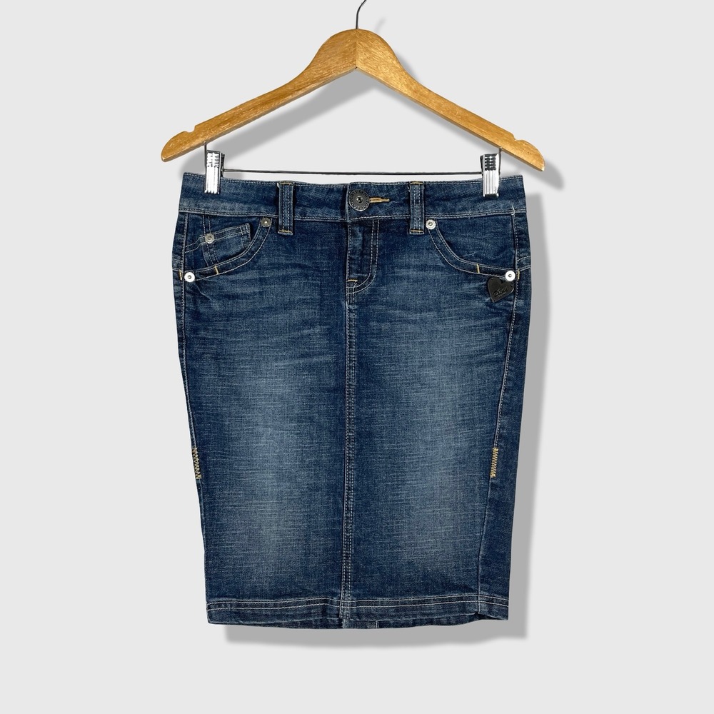 DKNY Jeans Denim Skirt Women 5 Blue Y2K Indie Sleaze Heart Charm Pencil Skirt